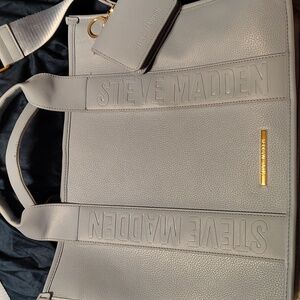 Steve Madden Baby BlueTote Bag With Long Strap And Handles For Easy Carry